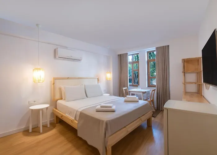 Audo Hotel