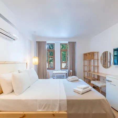 Audo Hotell